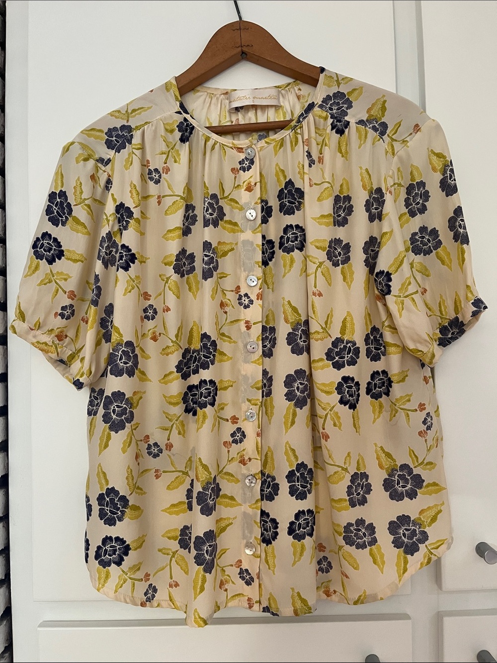 Natalie Martin. Violet shirt. Mother-of-pearl buttons. 100% Silk. Size small.